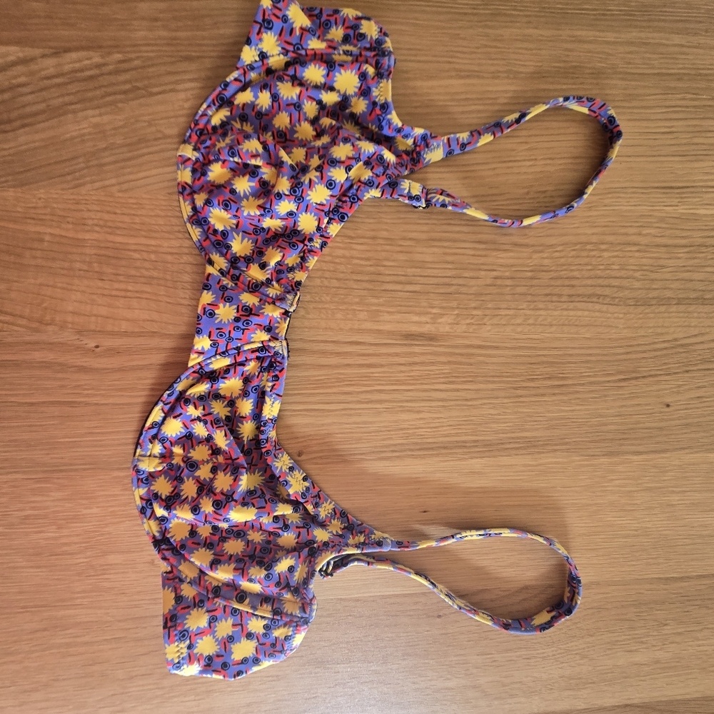 Solid & Striped Multicolor Graphic Bikini Top Gin… - image 5